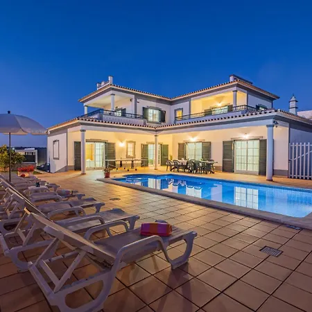 فيلة Isa - Pool - Ac - Wifi - By Bedzy جويا